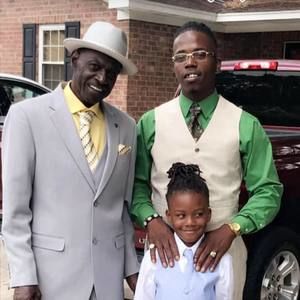 Meet your Posher, Eric